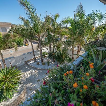 Appartamento CasaRizzo Torre dell'Orso Esterno foto